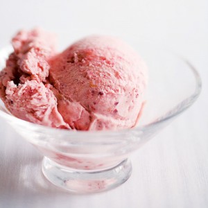 An Easy Recipe to Make Your Own Ice Cream